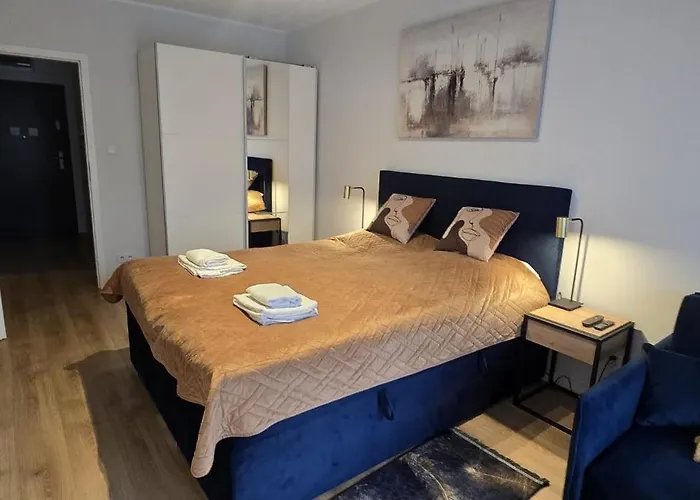 Modern Seaside In Wolin Island Z Basenem 公寓 *